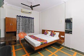 Fabhotel Peaceful Studio Aai Bungalow