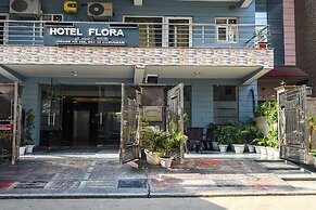 Fabhotel The Flora