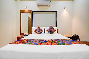 Fabhotel The Royal Park