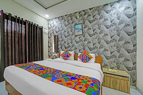 FabHotel Cressdia