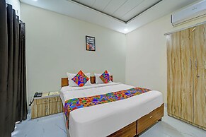 FabHotel Cressdia