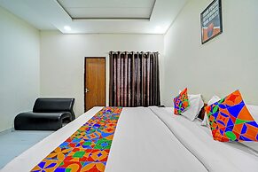 FabHotel Cressdia