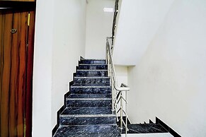 Fabhotel Mahak Palace