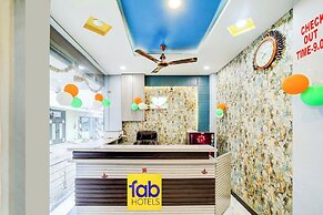 Fabhotel Mahak Palace