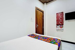 Fabhotel Mahak Palace