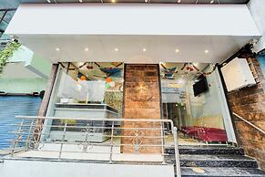 Fabhotel Mahak Palace