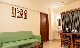 Fabhotel Jk Grand