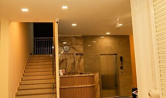 Fabhotel Jk Grand