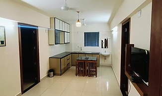 Fabhotel Jk Grand