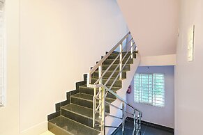 Fabhotel Sree Laveeza