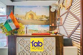 Fabhotel Travellers
