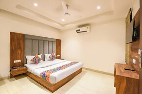 Fabhotel The Nilsa