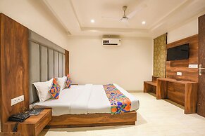 Fabhotel The Nilsa