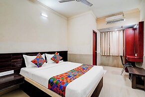 Fabhotel Nar Comforts