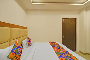 Fabhotel Vsr International