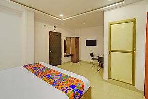 Fabhotel Vsr International