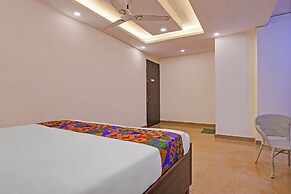 Fabhotel Moonlight & Banquets