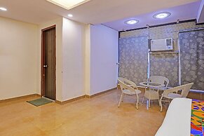 Fabhotel Moonlight & Banquets