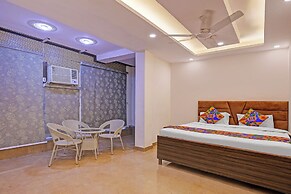 Fabhotel Moonlight & Banquets