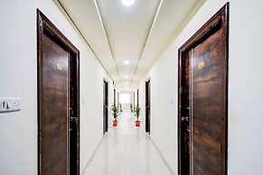 Fabhotel Aashvi