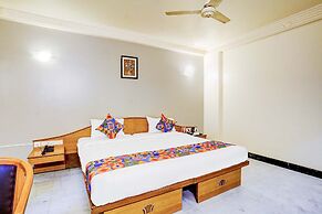 Fabhotel Ratna Regency