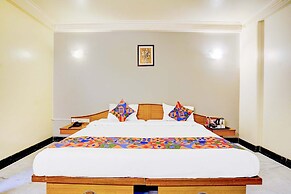 Fabhotel Ratna Regency