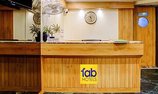 Fabhotel Ratna Regency