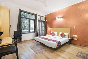 Fabhotel Royal Spark Inn