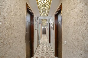 Fabhotel Signature Inn I