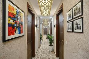 Fabhotel Signature Inn I