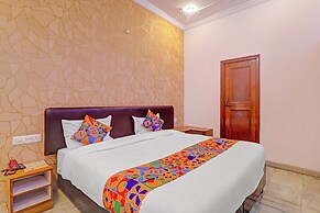 Fabhotel Anant