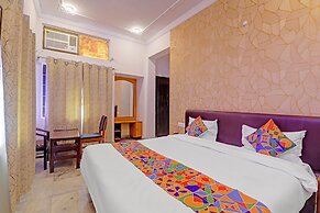 Fabhotel Anant