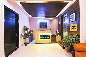 Fabhotel X Green Tree