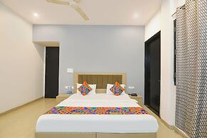 Fabhotel X Green Tree
