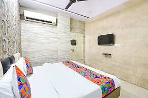 Fabhotel Park View I