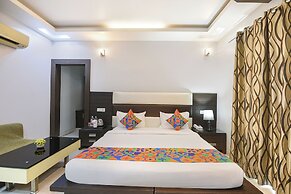 Fabhotel Daffodils