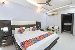 Fabhotel Daffodils