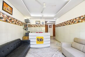 Fabhotel Small Town