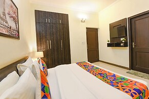 Fabhotel Golf Luxury