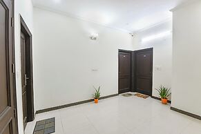 Fabhotel Golf Luxury