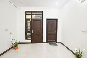 Fabhotel Golf Luxury