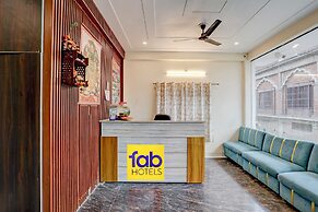 Fabhotel Abhinanandan Palace