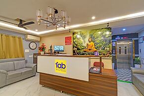 Fabhotel White House Leo