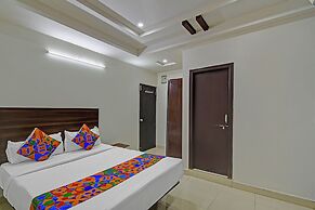 Fabhotel White House Leo