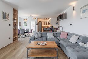 Bells & Whistles, Comfortable Condo