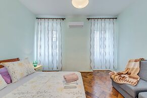 Diocletian'S Corner, Three Bedroom Apartment