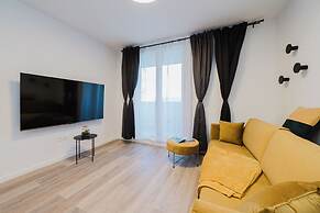 Koi Deluxe, Urban Two Bedroom Oasis