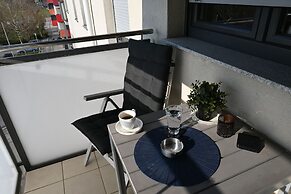 Lola Suite, One Bedroom Place With Free Parking