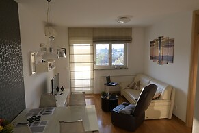 Lola Suite, One Bedroom Place With Free Parking