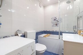 Zozo, Modern Two-Bedroom Suite